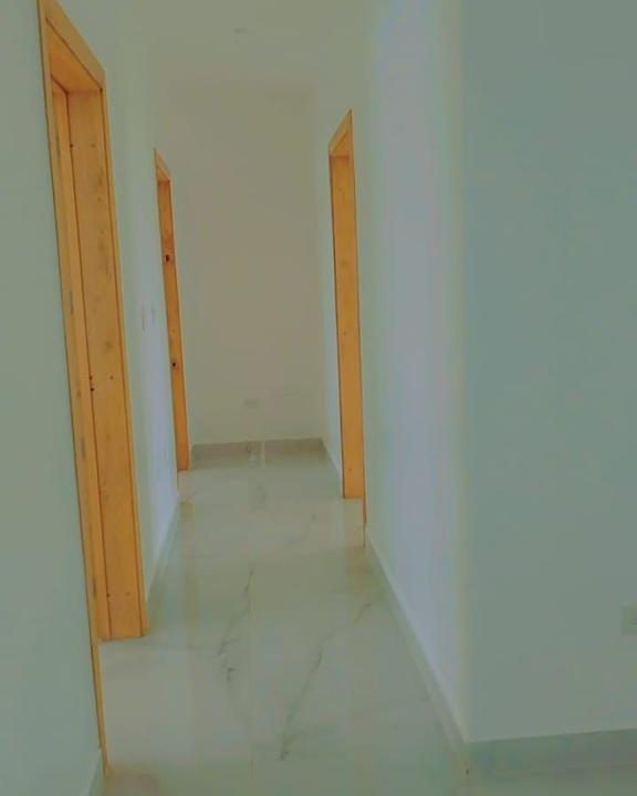 1695657451176
